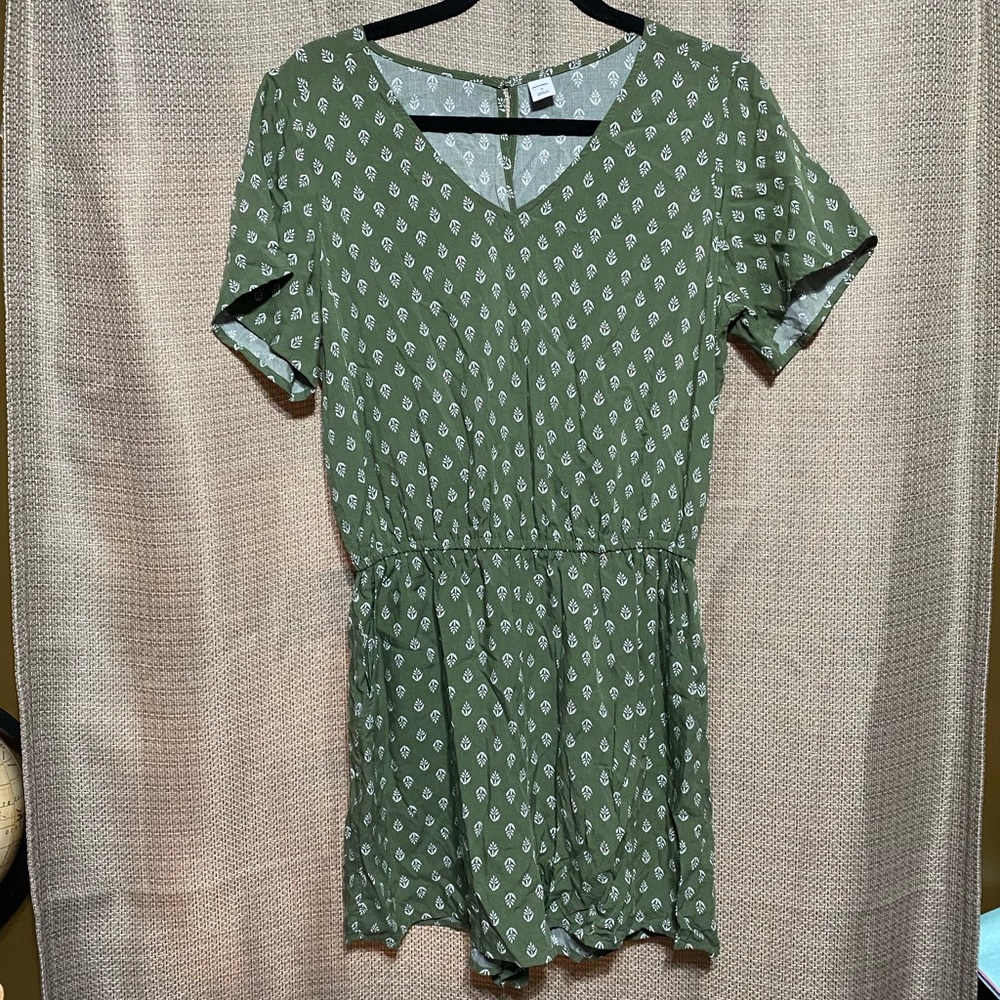 Old Navy NWOT Short Romper